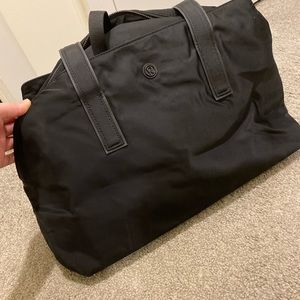 Black Lulu Lemon Gym tote